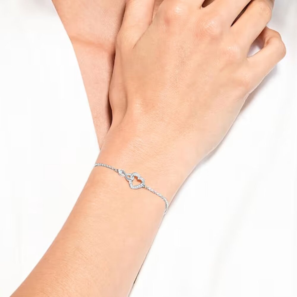SWAROVSKI Hyperbola bracelet Infinity and heart, White, Rhodium plated - Picture 3 of 11